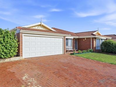 29 Santa Cruz Parkway, Secret Harbour WA 6173