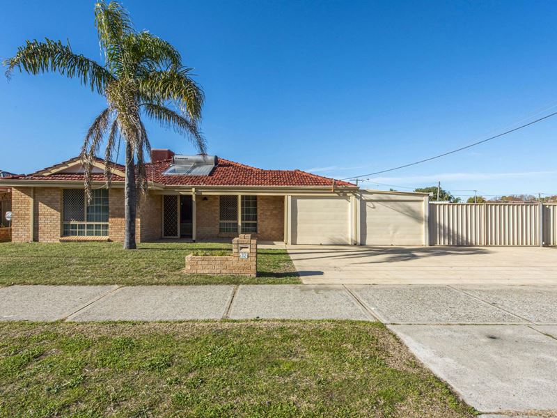 32 Jubilee Drive, Waikiki WA 6169