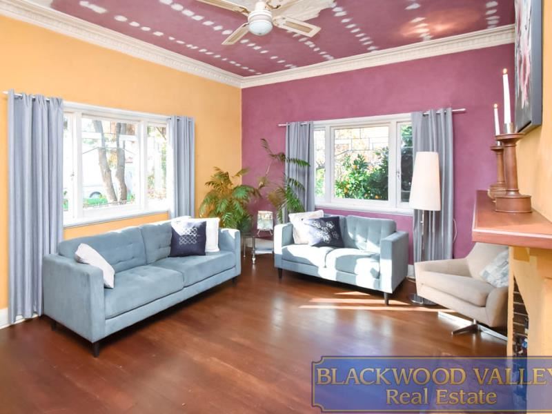 10 Rose Street, Bridgetown WA 6255