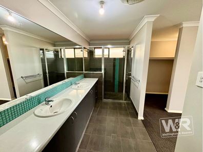 22 Mears Road, Yakamia WA 6330