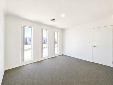 3 Coolwind Way, Treeby WA 6164