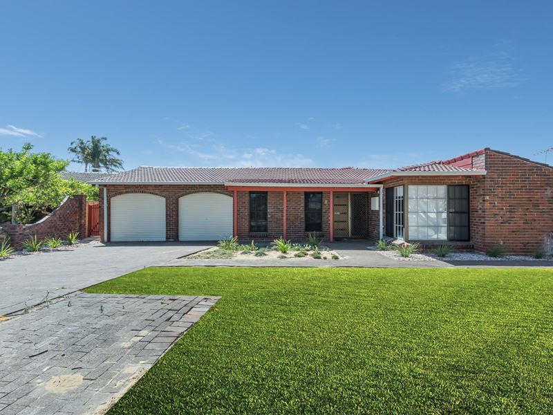 4 Jura Court, Duncraig WA 6023