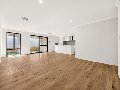 16 Rozelle View, Golden Bay WA 6174
