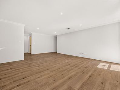 16 Rozelle View, Golden Bay WA 6174