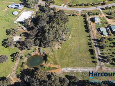 16 Honeyeater Way, Chittering WA 6084