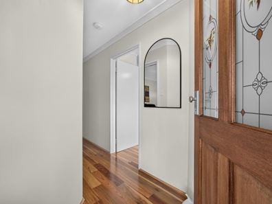 2 Leeuwin, Bertram WA 6167