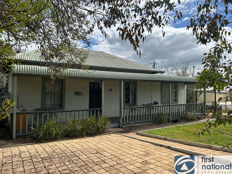 24 Burlong Rd, Northam