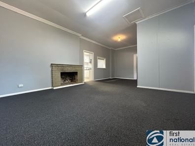 24 Burlong Rd, Northam WA 6401