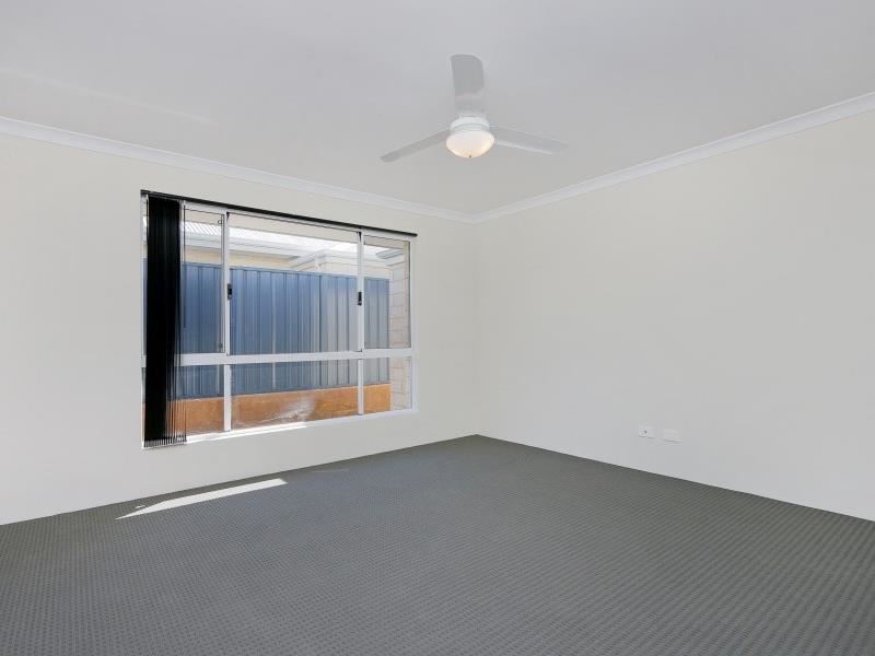 15 Primrose Loop, Byford WA 6122