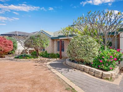 5 Rolland Drive, Mount Tarcoola WA 6530