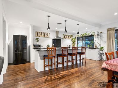 7 Ajax Drive, Wandina WA 6530