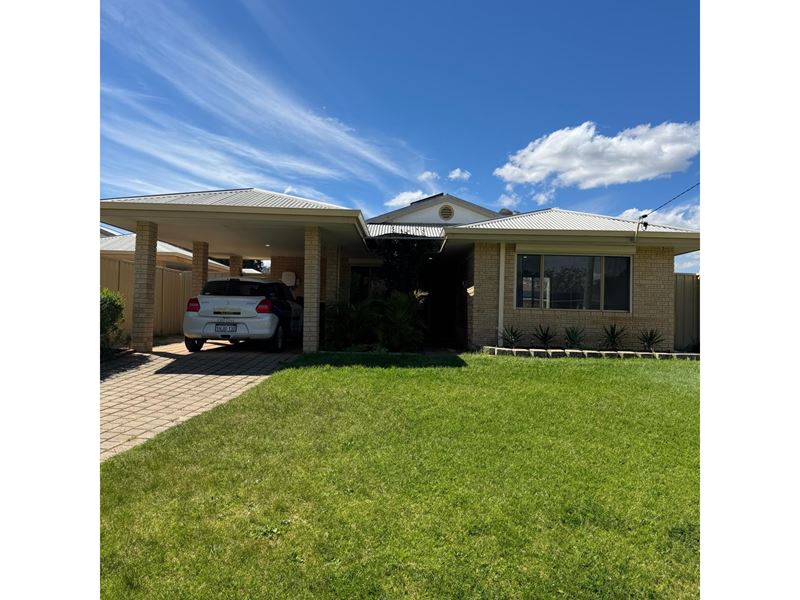 11A Price court, Brookdale