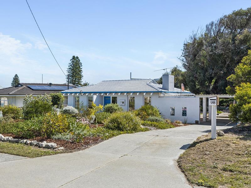 98 Brazier Road, Yanchep