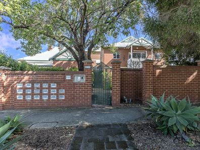 13/5 Smith Street, Perth WA 6000