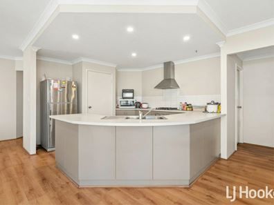 24 Clarinda Avenue, Orelia WA 6167