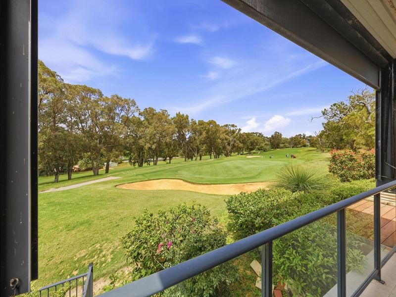5 Golfers Retreat, Halls Head WA 6210