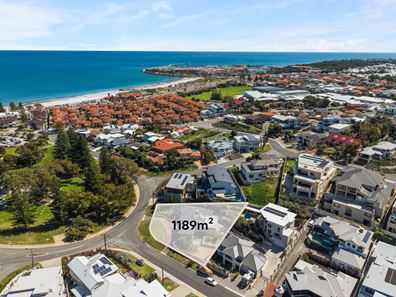 19 Padbury Circle, Sorrento WA 6020