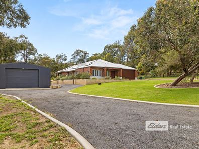 41 Lyons Road, Waroona WA 6215