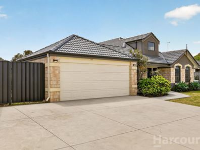 30 Glenelg Way, Meadow Springs WA 6210