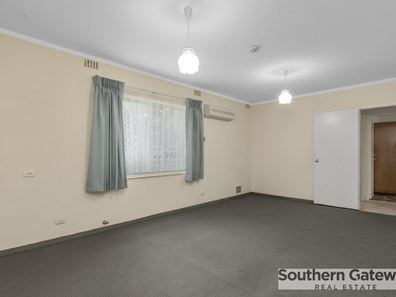 4/13 Milton Place, Orelia WA 6167