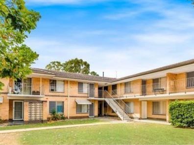 4/2148 Albany Highway, Gosnells WA 6110