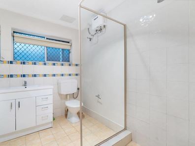 4/2148 Albany Highway, Gosnells WA 6110