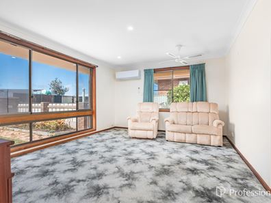 15 Assen Street, Rangeway WA 6530