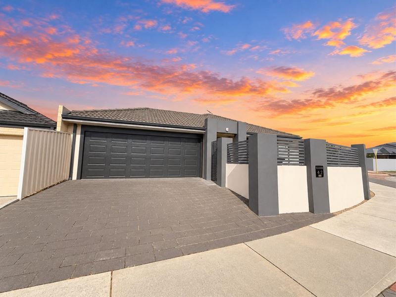 42 Sacramento Parade, Hocking