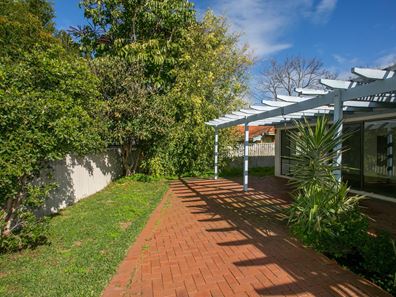 4 College Road, Claremont WA 6010