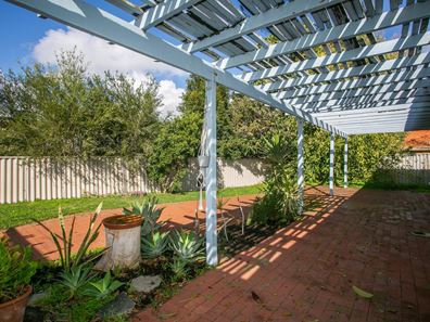 4 College Road, Claremont WA 6010
