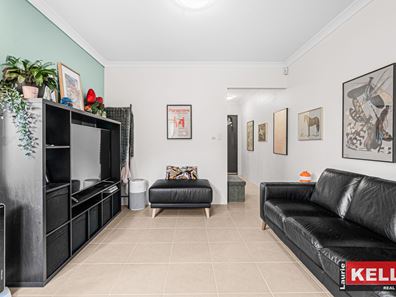 4/61 Kennerly Street, Cloverdale WA 6105