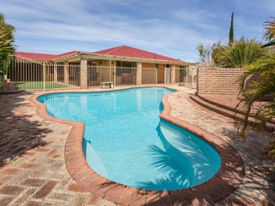 35 Broadbent Loop, Leeming WA 6149