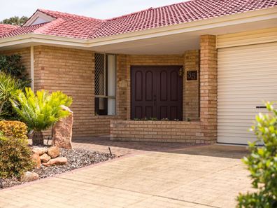 35 Broadbent Loop, Leeming WA 6149