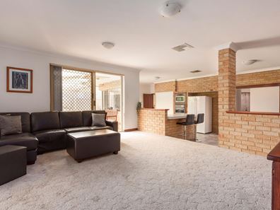 35 Broadbent Loop, Leeming WA 6149