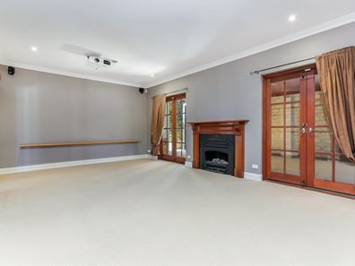 9 Caldera Close, Mindarie WA 6030