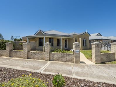 1 Shalimar Brace, Shoalwater WA 6169