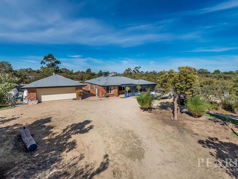 146 Birdwood Drive, Woodridge