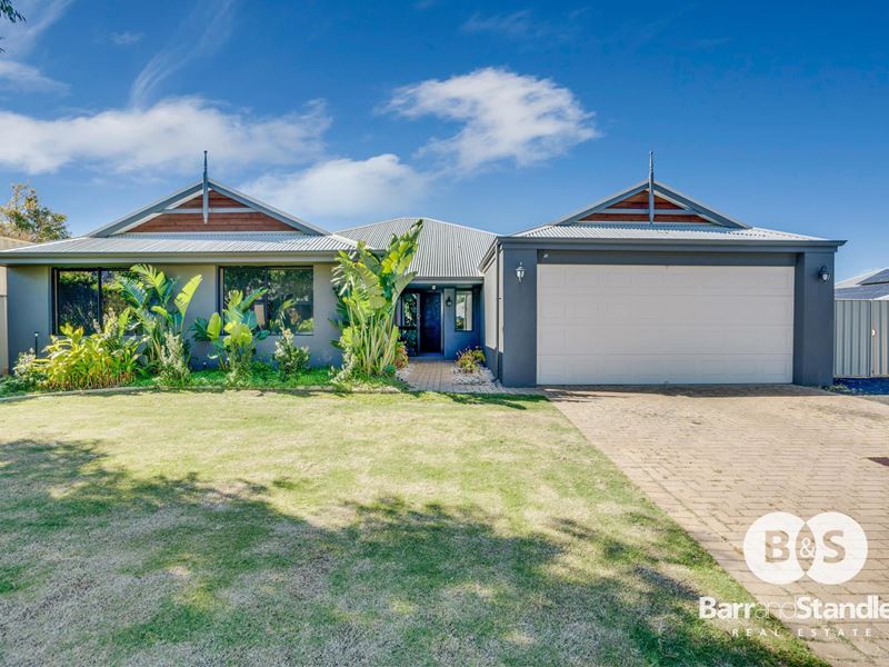 4 Blaxland Road, Dalyellup WA 6230