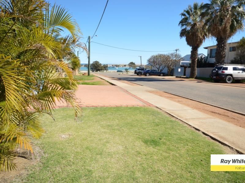 2/22 Mortimer Street, Kalbarri