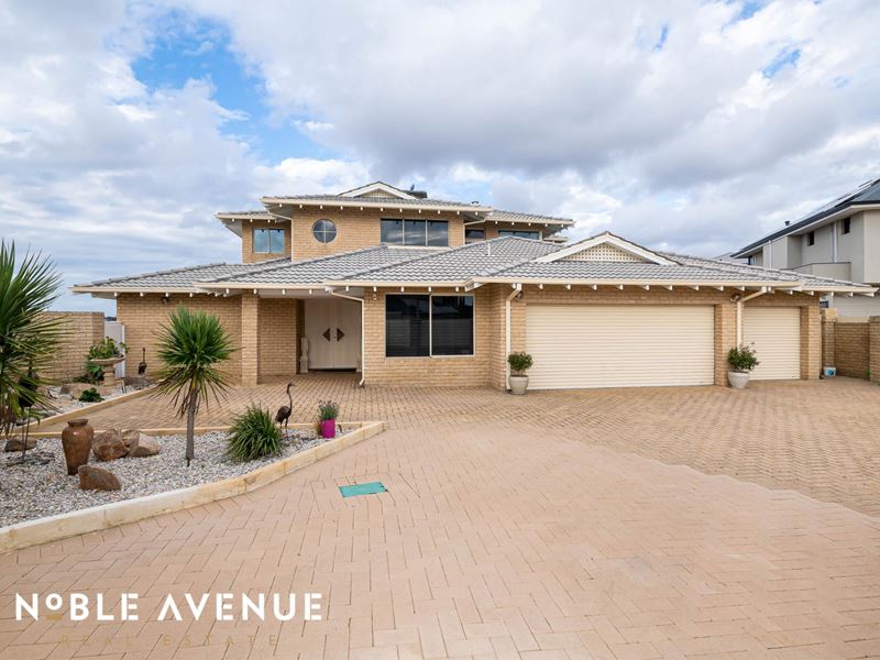 16 Rothwald Place, Hillarys WA 6025