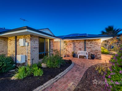 4 Irvine Cove, Mindarie WA 6030