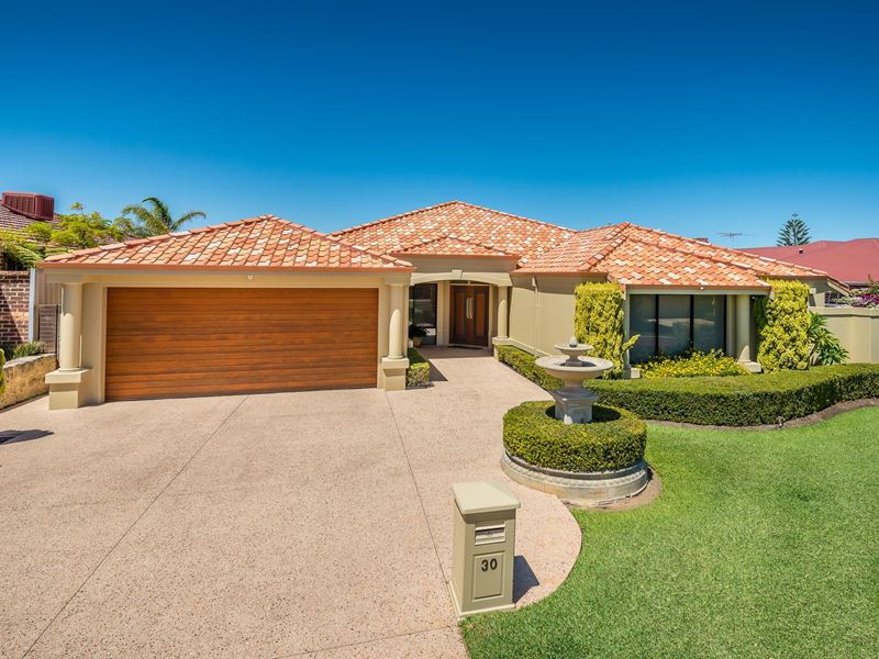 30 Quincy Loop, Iluka WA 6028