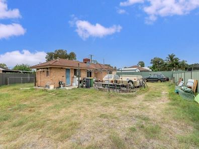 11 Cygnet Place, Forrestdale WA 6112