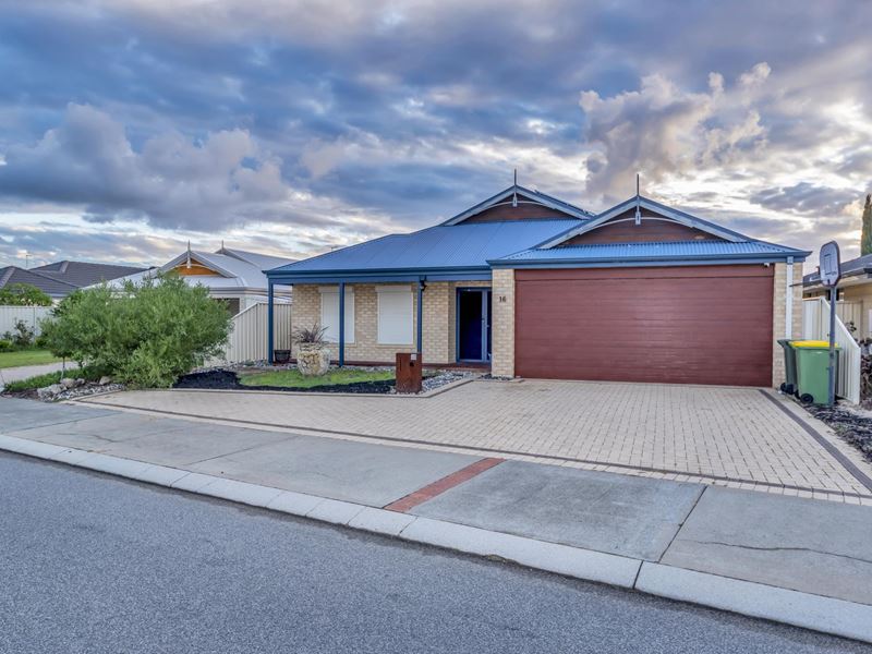 16 Yindana Boulevard, Lakelands