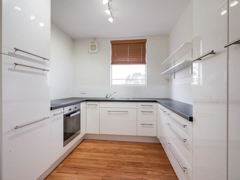 45/16 Leeder Street, Glendalough