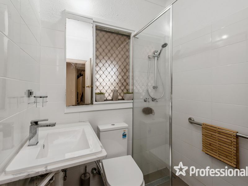 35 Heathcroft Road, Balga WA 6061