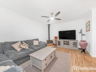 1A Capri Place, Safety Bay WA 6169