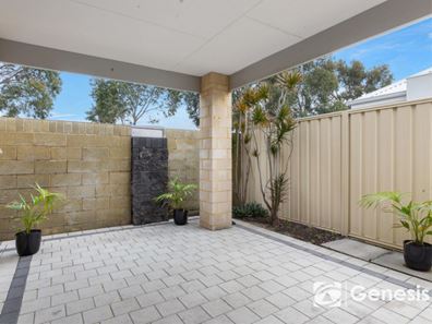 2/18 Malting Court, Canning Vale WA 6155