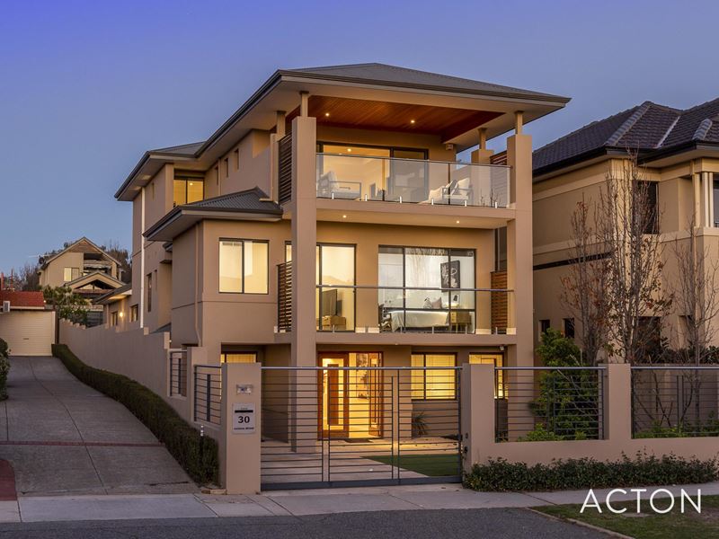 30 Leonora Street, Como