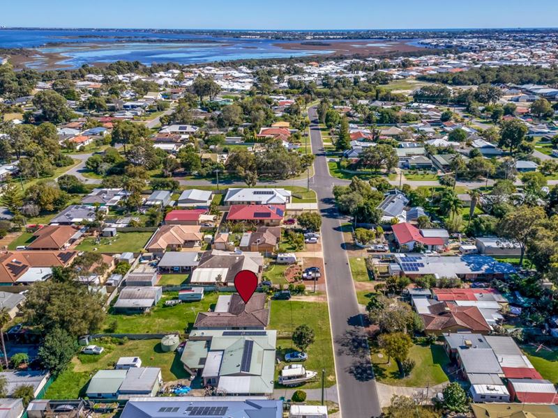 29 Derek Road, Coodanup